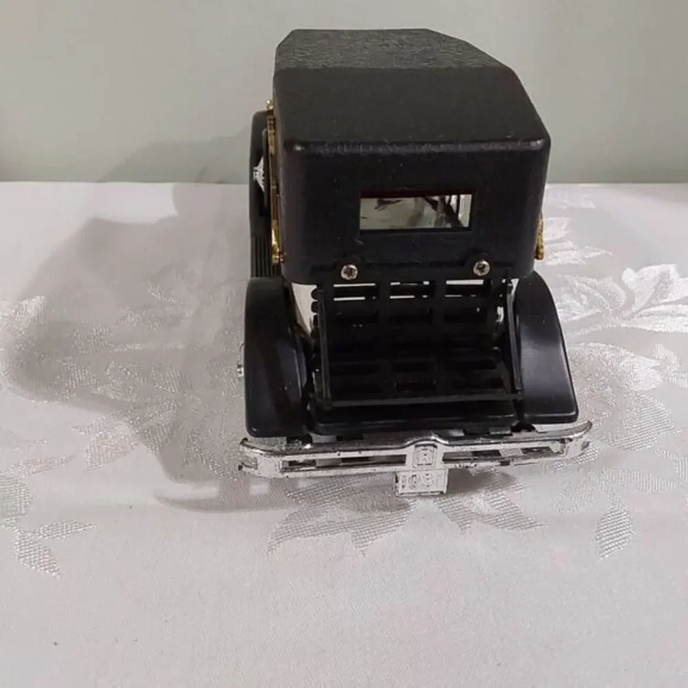 1930s LINCOLN LIMO CAR NON FALL BATTERY TOY‎ ALWAYS STORED IN BOXED